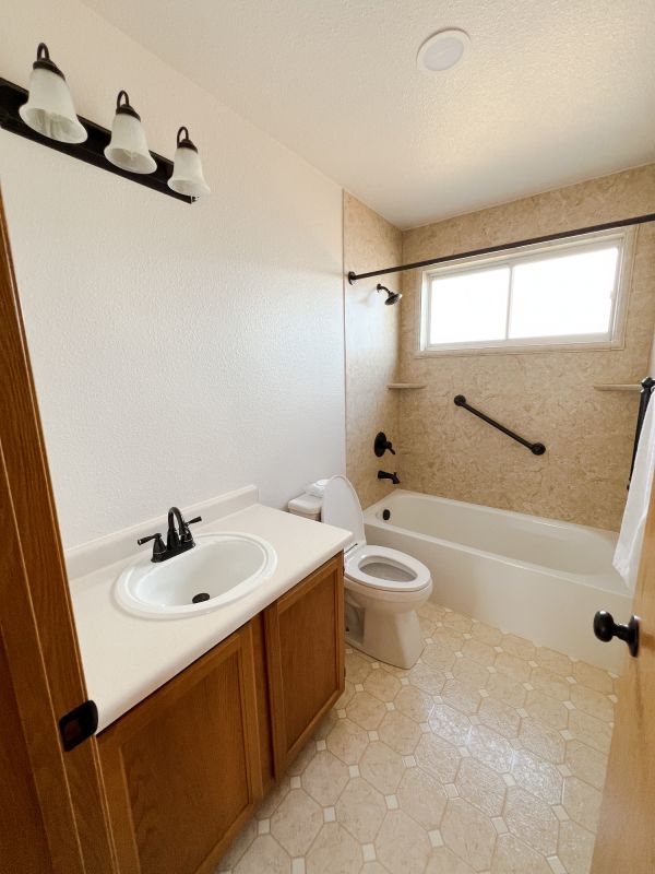 Top Bathroom Remodeling Companies in Wellington, OH